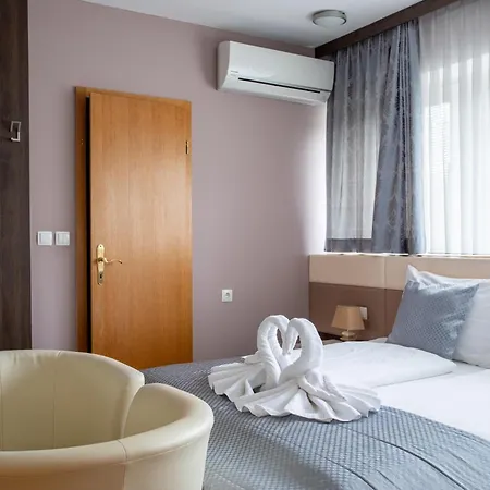 بينشون بليد