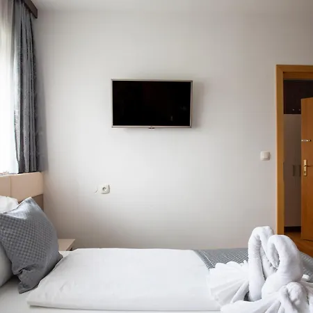 بينشون بليد