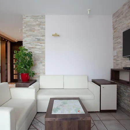 Konukevi Pension Bled 4*