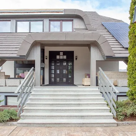 בית הארחה Pension Bled