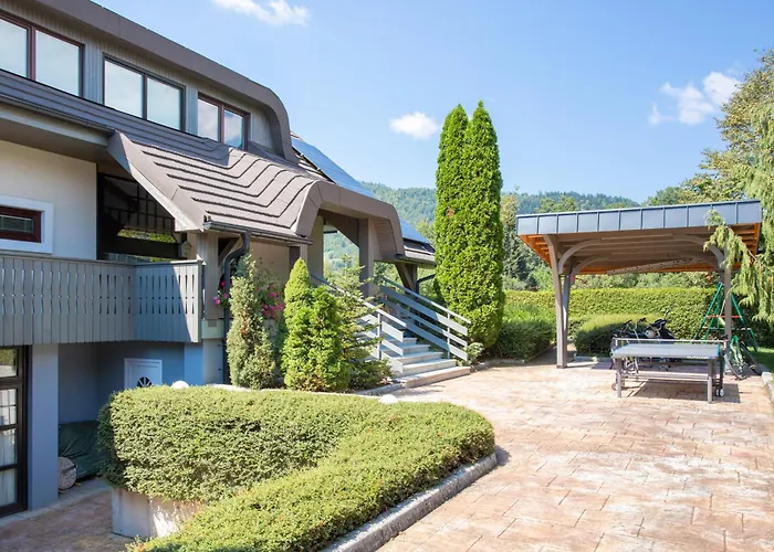 布莱德膳食公寓酒店 4*